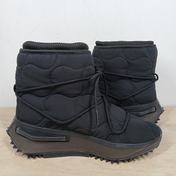 Adidas Boots Women 8 Black Quilted Lace Up Platform Lug Sole Winter Boots - Picture 2 of 10